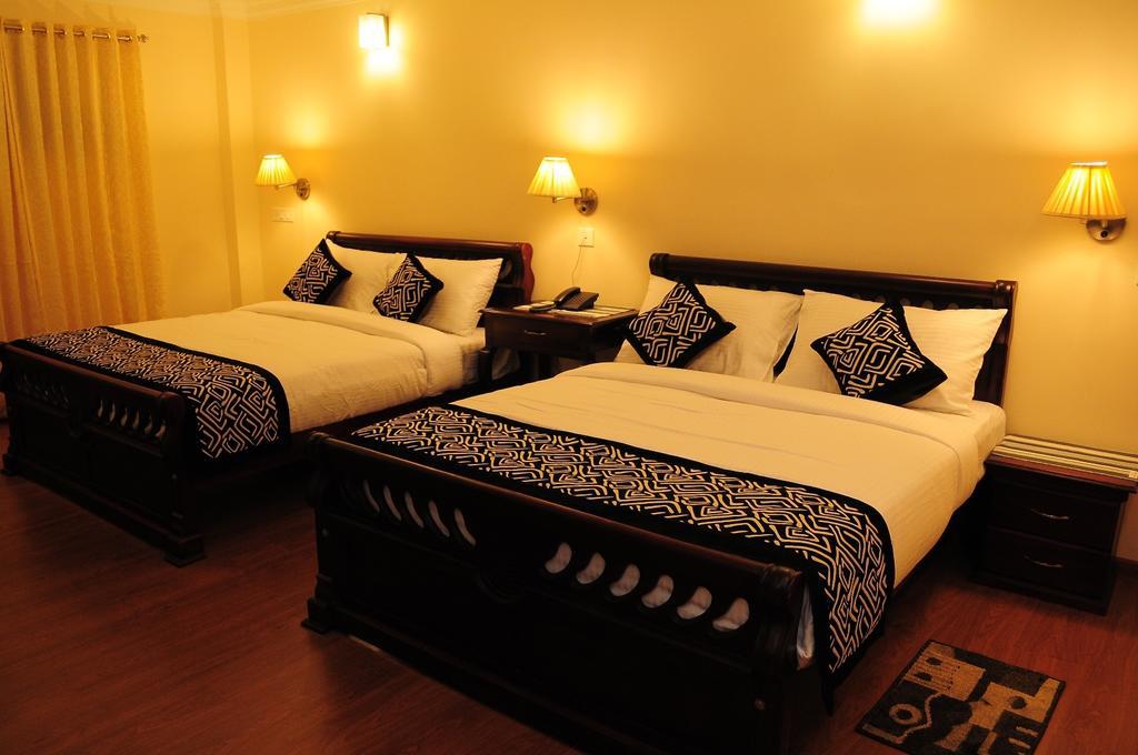 Garden Manor Hotel Ooty Buitenkant foto