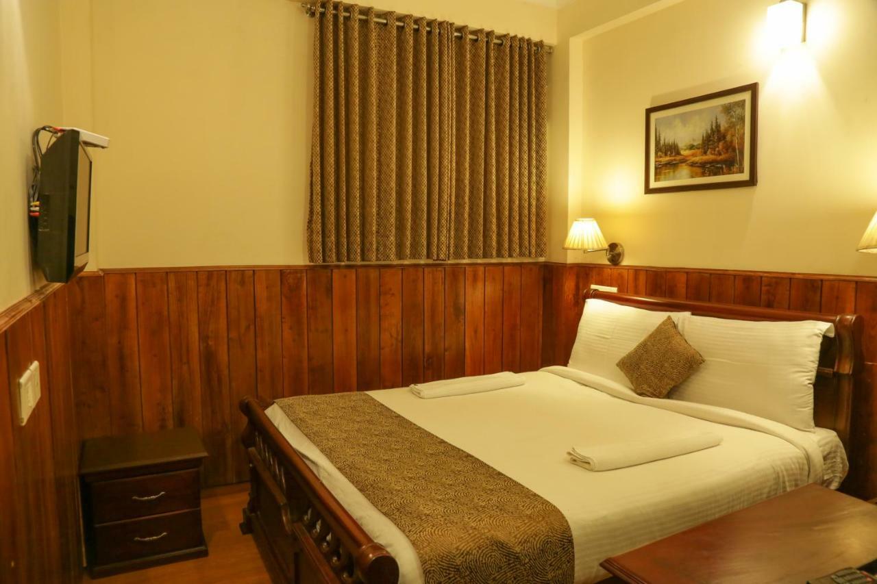 Garden Manor Hotel Ooty Buitenkant foto