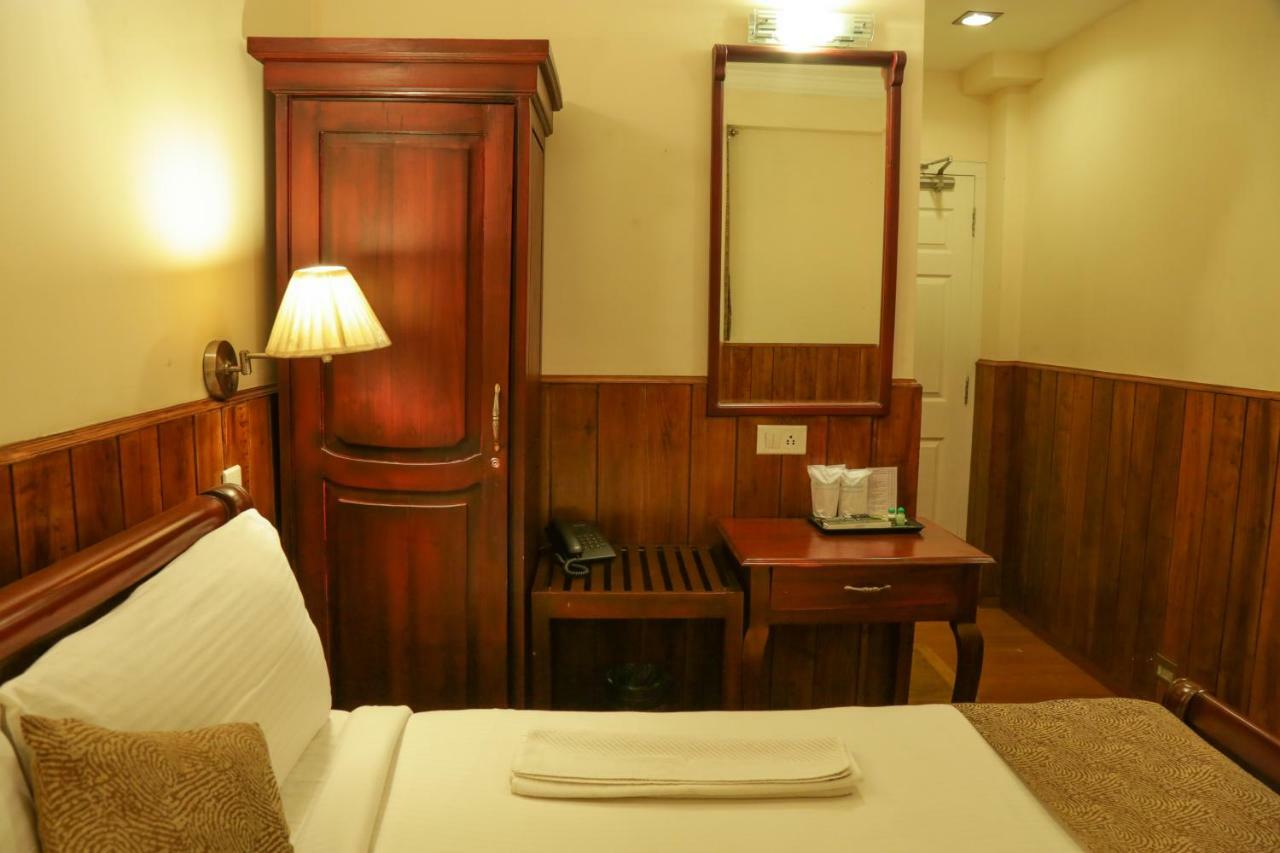 Garden Manor Hotel Ooty Buitenkant foto