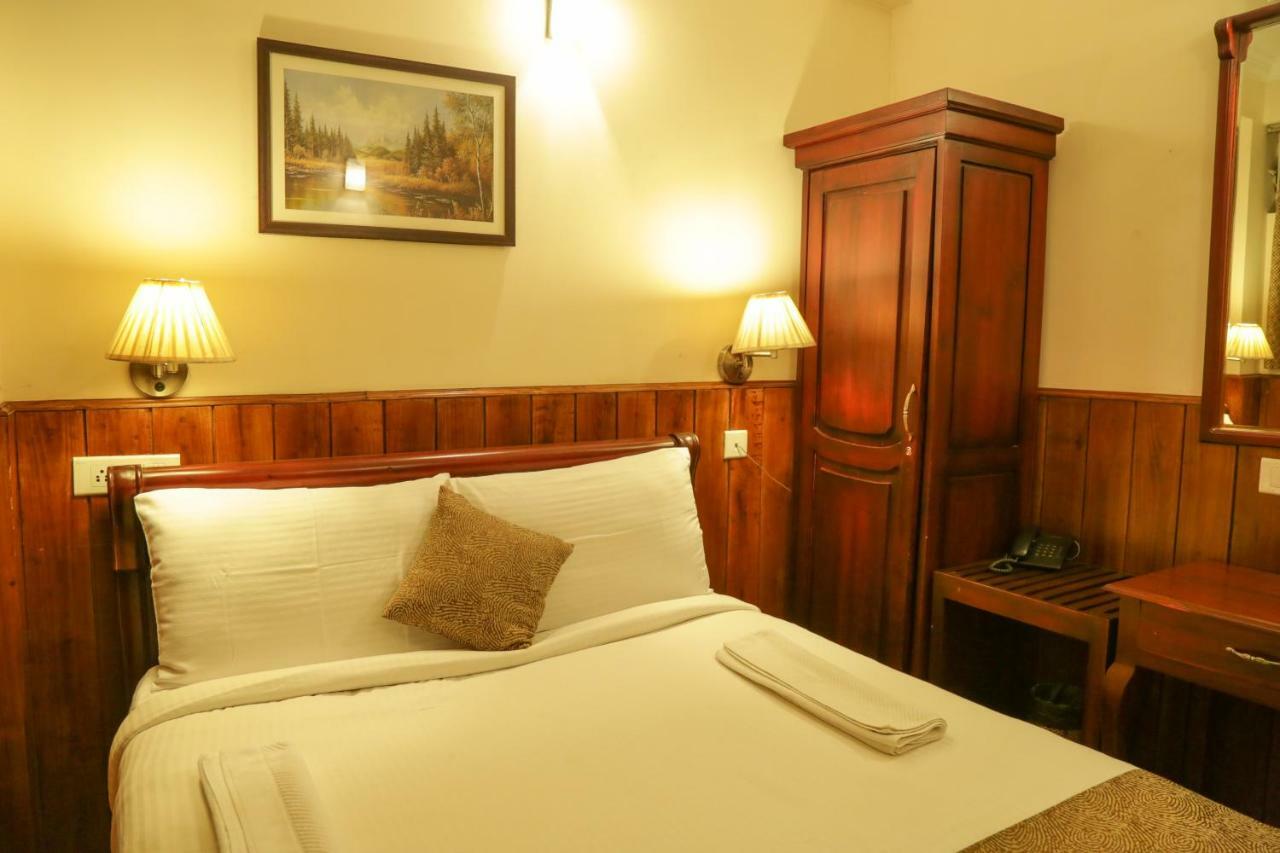 Garden Manor Hotel Ooty Buitenkant foto
