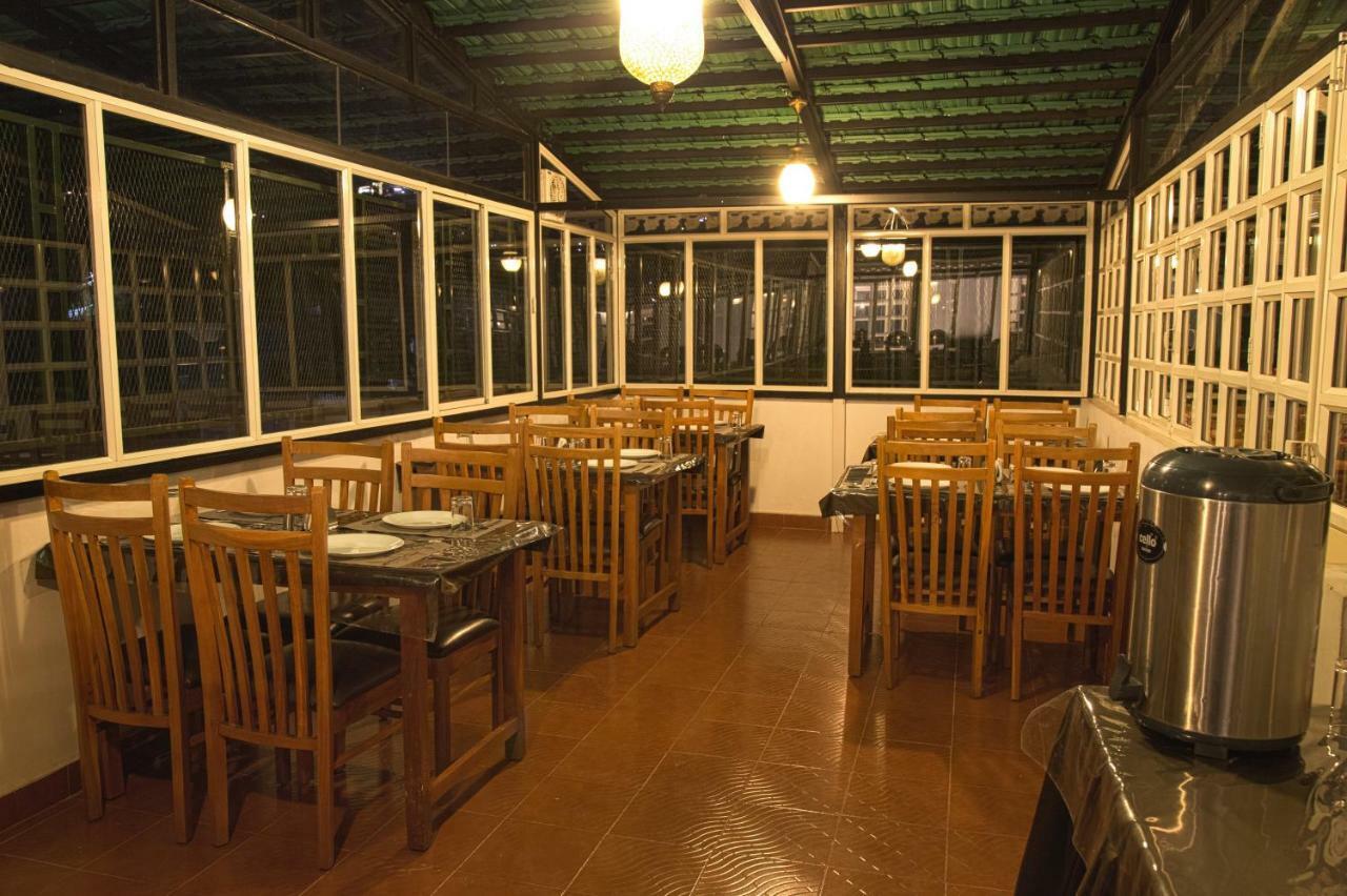Garden Manor Hotel Ooty Buitenkant foto